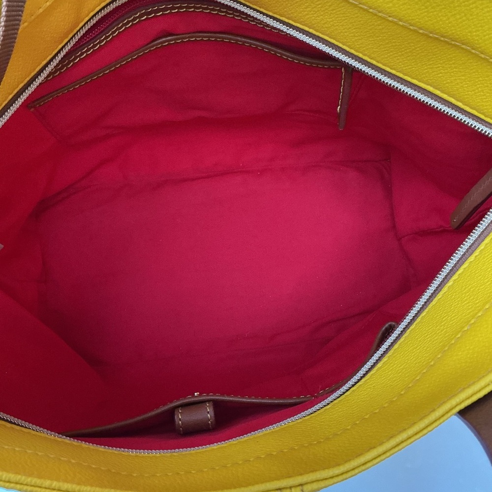 Dooney And Bourke Large Tote Bag Rehab $458 MSRP - Picture 7 of 7